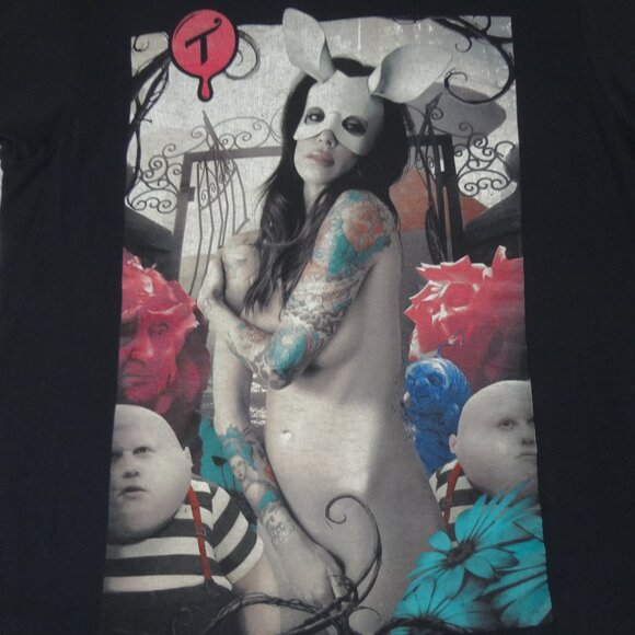 T*TS TWO IN THE SHIRT ALICE WHITE RABBIT MASK WOMAN BLACK MEDIUM T-SHIRT L199 - Picture 1 of 4